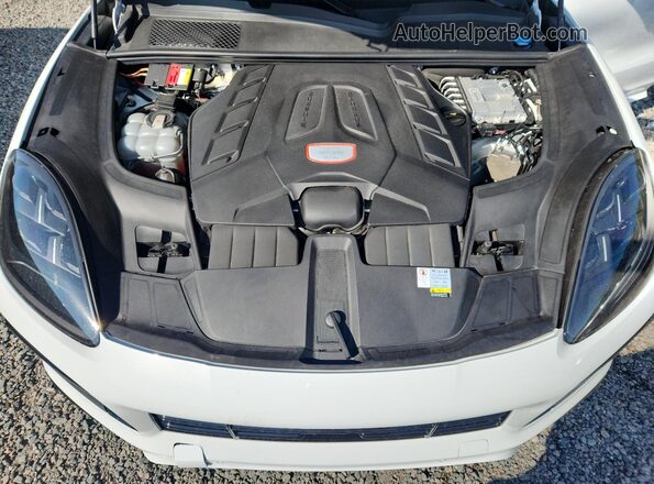 WP1AF2AY6NDA44506 2022 PORSCHE CAYENNE Белый Вид задней части салона