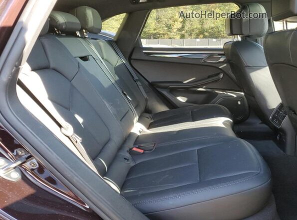 WP1AG2A50PLB38411 2023 PORSCHE MACAN Burgundy Vista interior trasera