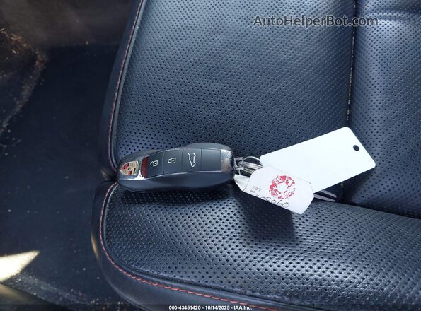 WP1AG2A55NLB24159 2022 PORSCHE MACAN Gray 