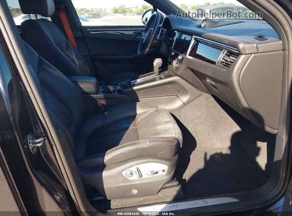 WP1AG2A55NLB24159 2022 PORSCHE MACAN Gray 