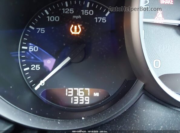 WP1AG2A55NLB24159 2022 PORSCHE MACAN Gray 