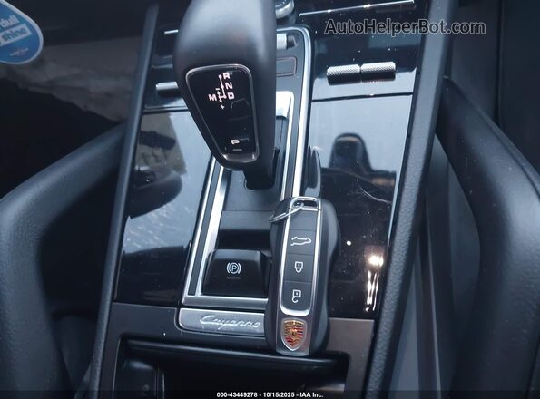WP1BA2AY0NDA48070 2022 PORSCHE CAYENNE Черный Вид панели приборов