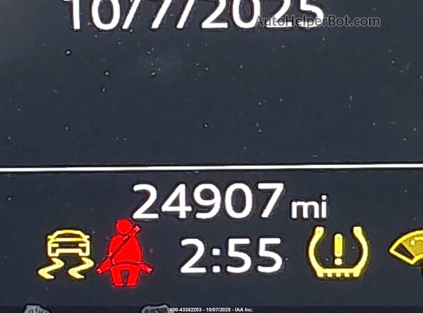 WUA1CBF20PN902468 2023 AUDI RS6 Gray Widok wnętrza 360 stopni