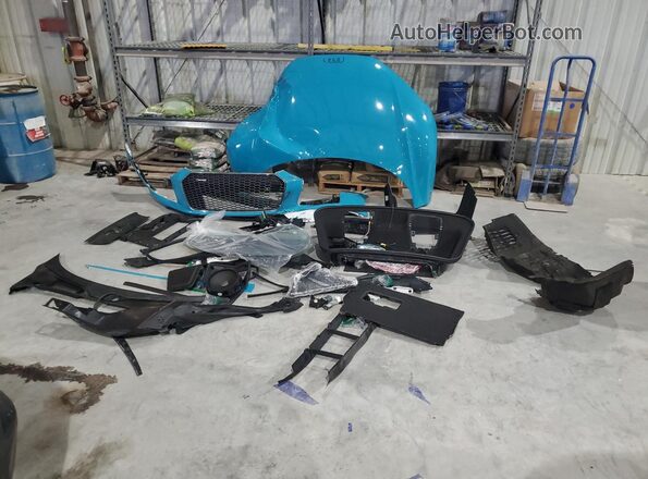 WUAVACFX3J7900217 2018 AUDI R8 Blue Շարժիչի բաժամունքի տեսք