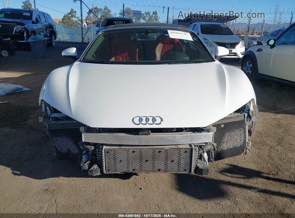 WUAVECFX7L7900986 2020 AUDI R8 White Widok z przodu
