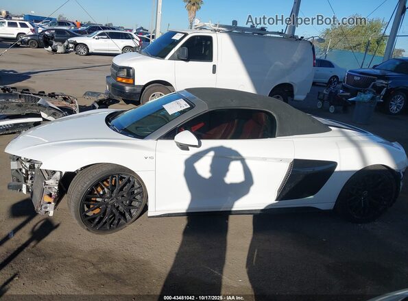 WUAVECFX7L7900986 2020 AUDI R8 White 