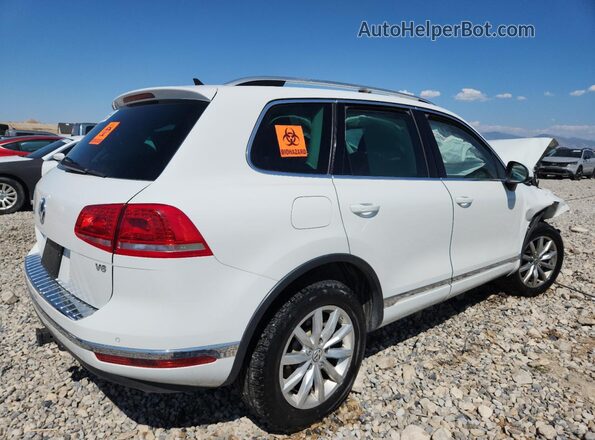 WVGEF7BP2HD005689 2017 VOLKSWAGEN TOUAREG Белый Задняя правая четверть