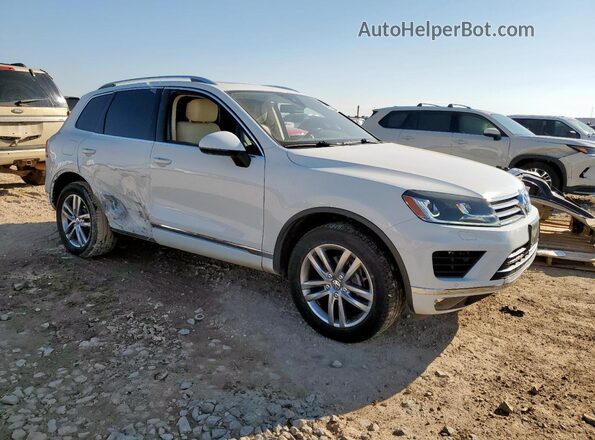WVGEF9BP2GD011101 2016 VOLKSWAGEN TOUAREG White Delantero derecho