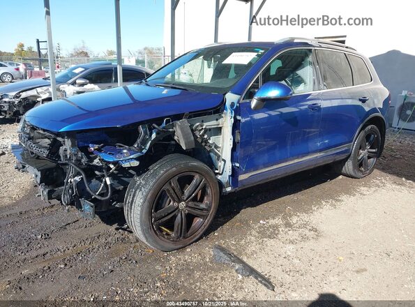 WVGRF7BP5HD003047 2017 VOLKSWAGEN TOUAREG Blue 