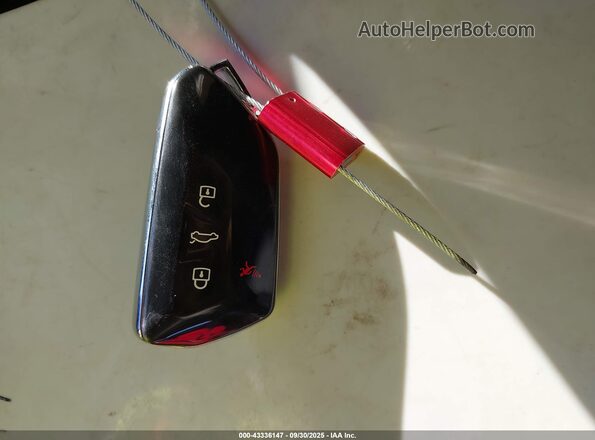 WVGTMPE23MP058780 2021 VOLKSWAGEN ID.4 Gray Առջևի վահանակի տեսք