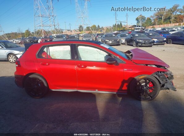 WVW2A7CD7RW226592 2024 VOLKSWAGEN GOLF Красный Вид задней части салона
