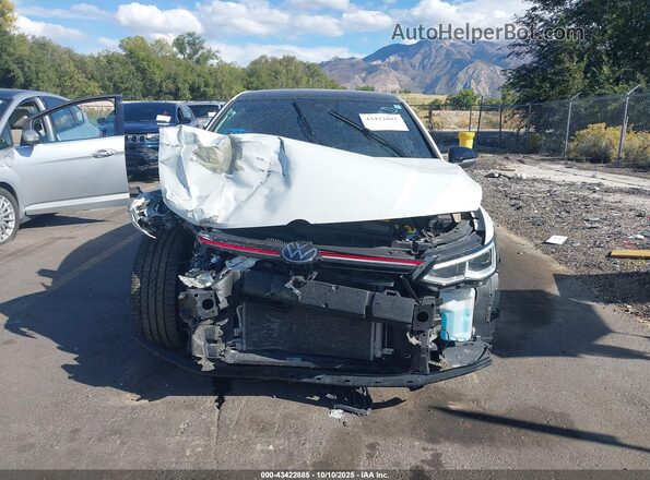 WVW9A7CD4PW188721 2023 VOLKSWAGEN GOLF White ხელსაწყოთა პანელის ხედი