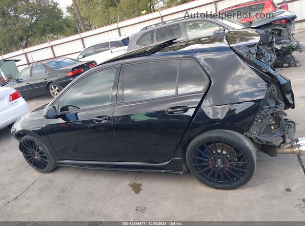 WVWEB7CD2RW133019 2024 VOLKSWAGEN GOLF Черный 