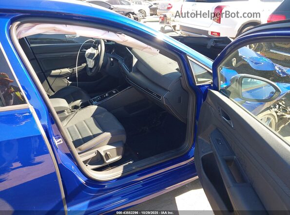 WVWEB7CD8RW231200 2024 VOLKSWAGEN GOLF Blue Widok wnętrza z przodu