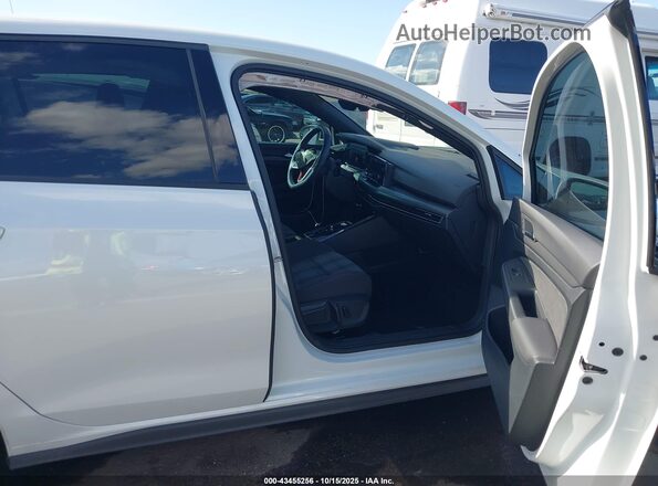 WVWGA7CD3PW184019 2023 VOLKSWAGEN GOLF Белый Вид салона спереди