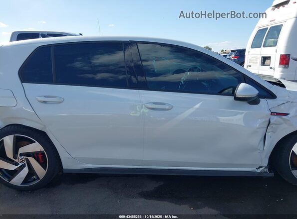 WVWGA7CD3PW184019 2023 VOLKSWAGEN GOLF Белый Вид задней части салона
