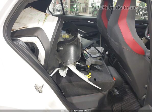 WVWLA7CD1SW211662 2025 VOLKSWAGEN GOLF White 