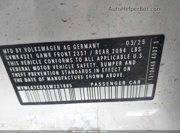 WVWLA7CDXSW221865 2025 VOLKSWAGEN GOLF White Vista del compartimento del motor