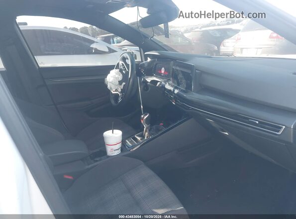 WVWSA7CD0PW134334 2023 VOLKSWAGEN GOLF White წინა სალონის ხედი