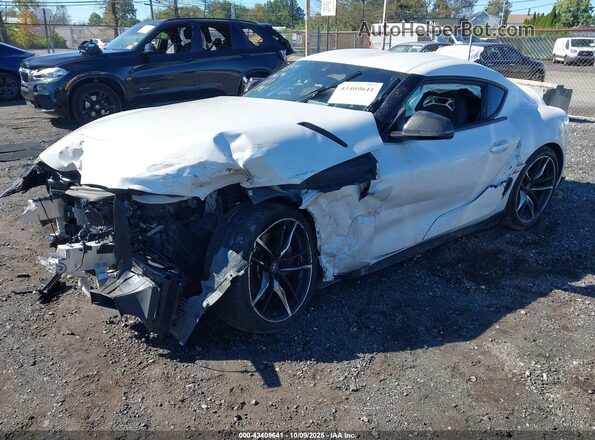 WZ1DB0C05NW048638 2022 TOYOTA GR SUPRA White Передня ліва чверть