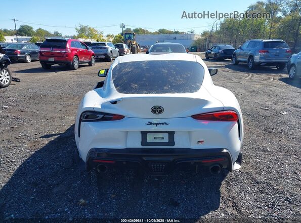 WZ1DB0C05NW048638 2022 TOYOTA GR SUPRA White 