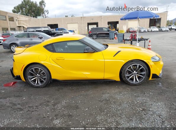 WZ1DB2C07MW042060 2021 TOYOTA GR SUPRA Yellow Widok wnętrza z tyłu