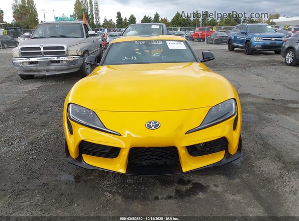 WZ1DB2C07MW042060 2021 TOYOTA GR SUPRA Yellow Widok zestawu wskaźników