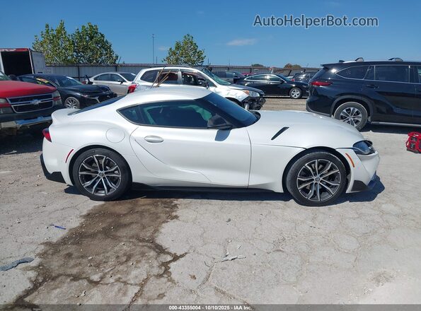 WZ1DB2C08MW041564 2021 TOYOTA GR SUPRA White Rear interior view