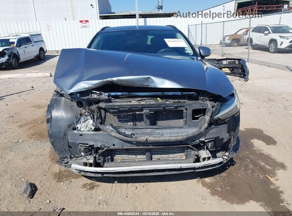 YV1102EK0L2352850 2020 VOLVO V60 Gray Rear interior view