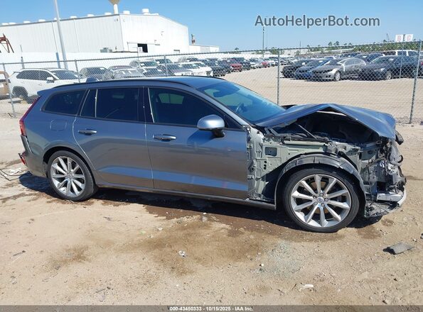 YV1102EK0L2352850 2020 VOLVO V60 Gray 360 interior view