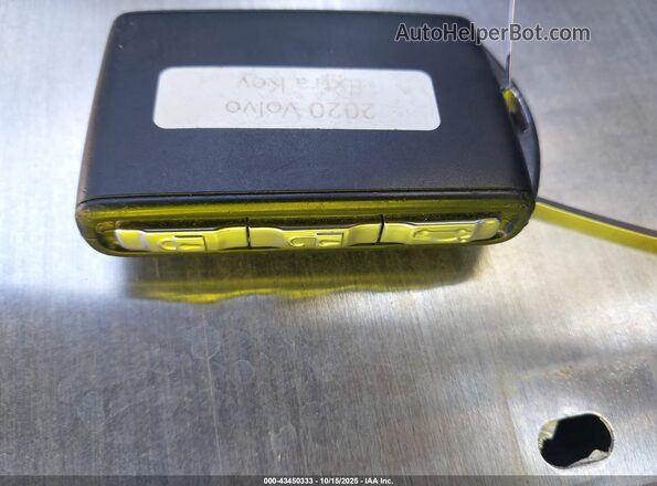 YV1102EK0L2352850 2020 VOLVO V60 Gray Dashboard view