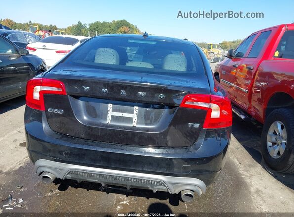 YV126MFL6H2433963 2017 VOLVO S60 Black 