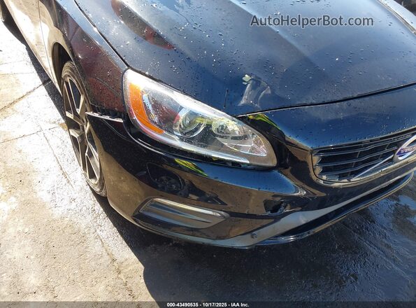 YV126MFL6H2433963 2017 VOLVO S60 Black Front view