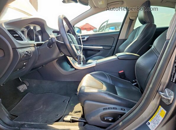 YV126MFL8H2438419 2017 VOLVO S60 Gray 