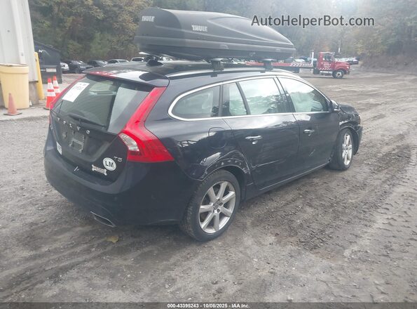 YV140MEK6H1343480 2017 VOLVO V60 Navy Tył prawy