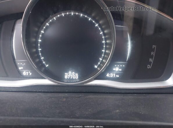 YV140MEK6H1343480 2017 VOLVO V60 Navy Widok tylnych siedzeń