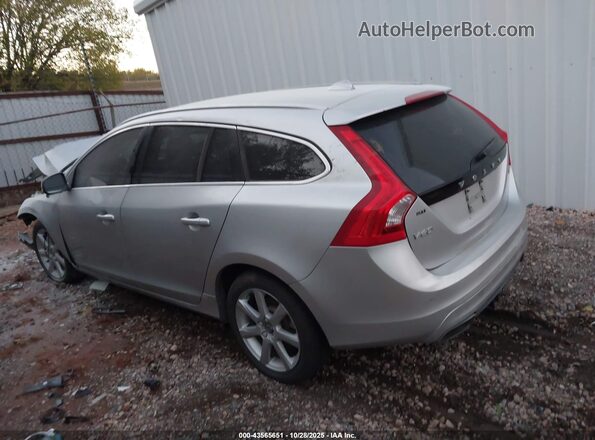 YV140MEK6H1367679 2017 VOLVO V60 Silver უკანა სალონის ხედი