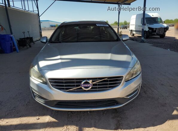 YV140MEK9G1300749 2016 VOLVO V60 Серебряный Вид спереди