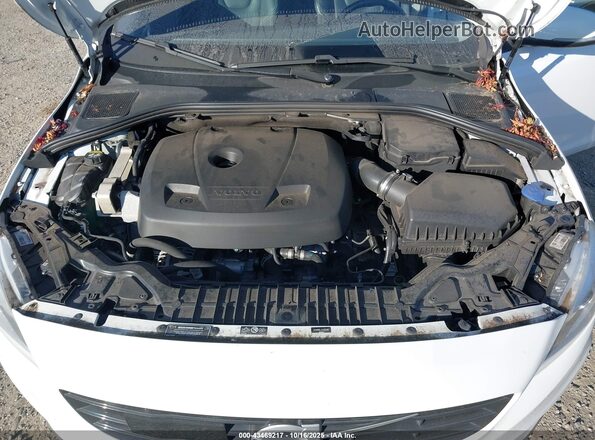 YV140MEL2J2392328 2018 VOLVO V60 Белый Вид сзади