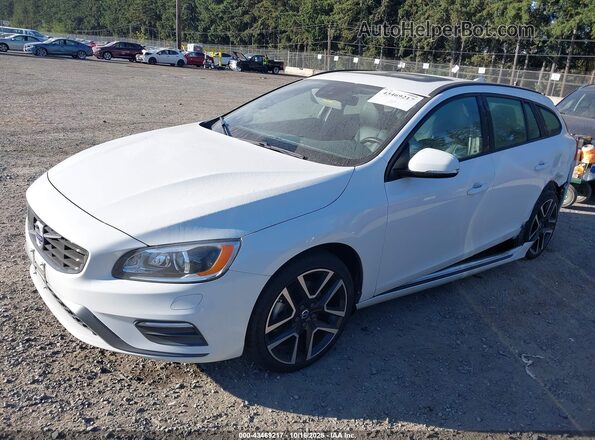 YV140MEL2J2392328 2018 VOLVO V60 Белый Передняя левая четверть