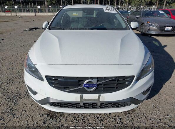 YV140MEL2J2392328 2018 VOLVO V60 Белый Вид щитка приборов