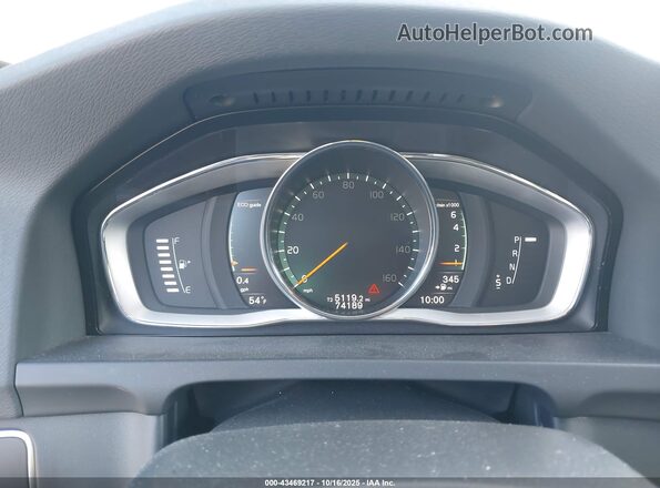 YV140MEL2J2392328 2018 VOLVO V60 Белый Вид задних сидений