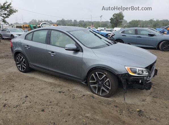 YV140MTL7J2461887 2018 VOLVO S60 Silver Front right