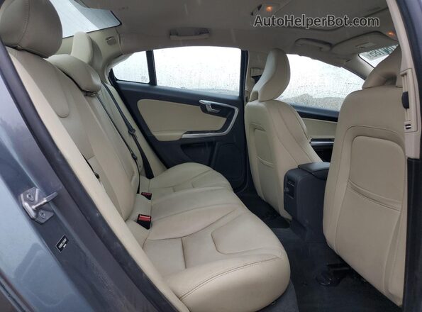 YV140MTL7J2461887 2018 VOLVO S60 Silver Rear seats view