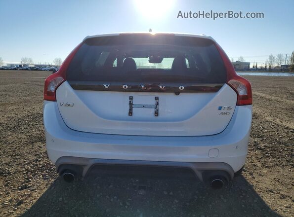 YV149MSL3J2383812 2018 VOLVO V60 White წინა სალონის ხედი