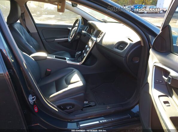 YV1612TK0G2410967 2016 VOLVO S60 Gray Vista interior delantera
