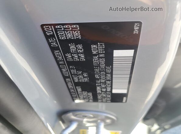 YV4062JF2R1188070 2024 VOLVO XC90 Silver Engine compartment view