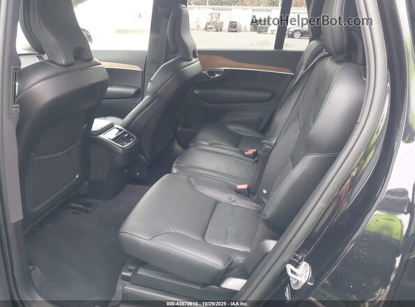 YV4062PV9P1902238 2023 VOLVO XC90 Black 