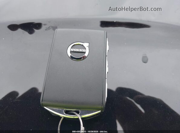 YV4062PV9P1902238 2023 VOLVO XC90 Black 
