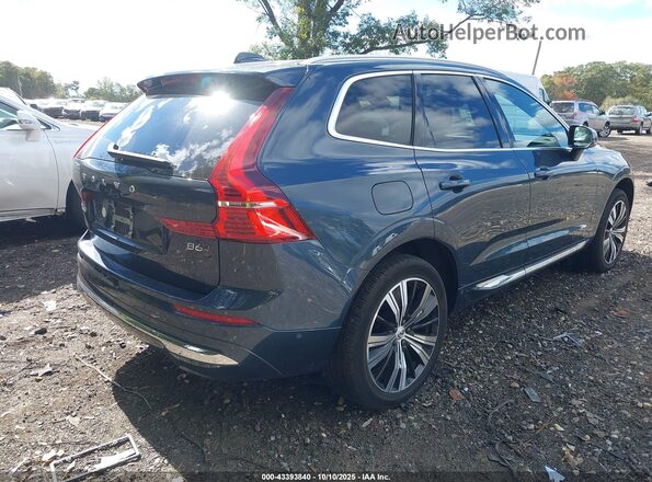 YV4062RL8N1077916 2022 VOLVO XC60 Blue Tył prawy
